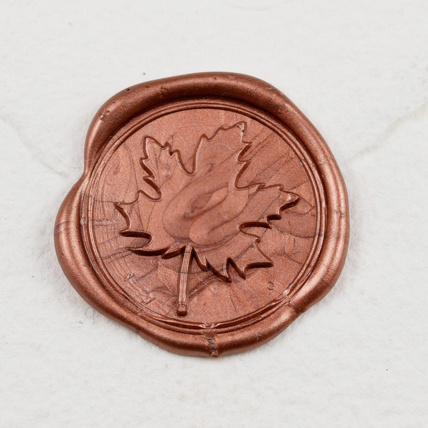 Wachssiegel selbstklebend mit Symbol Ahorn - Siegelstempel personalisiert