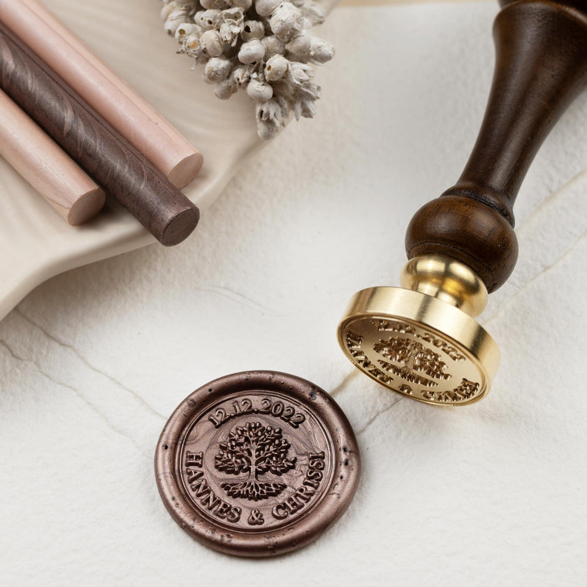 Siegelstempel graviert mit dem Baum des Lebens und Rundtext - Siegelstempel personalisiert