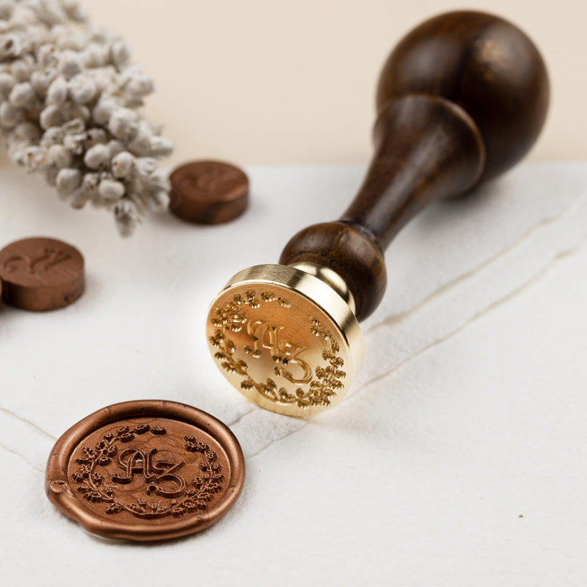 Siegelstempel personalisiert mit Initialen und Eichenzweig - Siegelstempel personalisiert