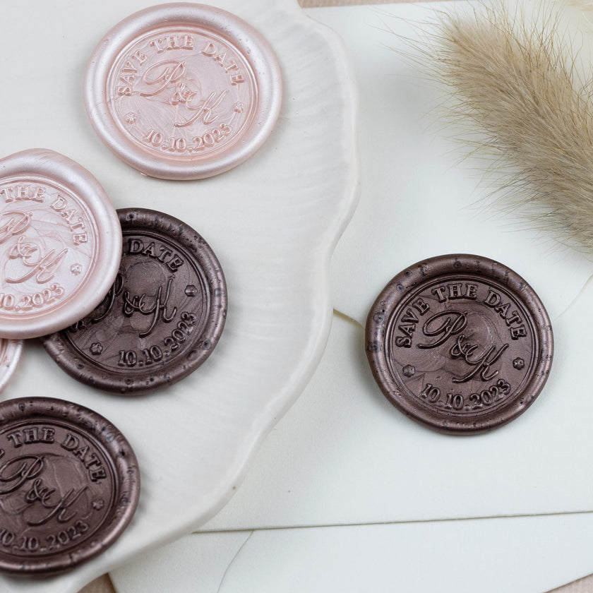 Wachssiegel mit Initialen und Rundtext - Siegelstempel personalisiert