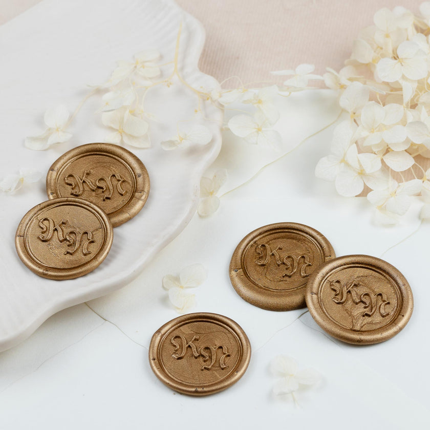 Wachssiegel Initialen minimalistisch selbstklebend - Siegelstempel personalisiert