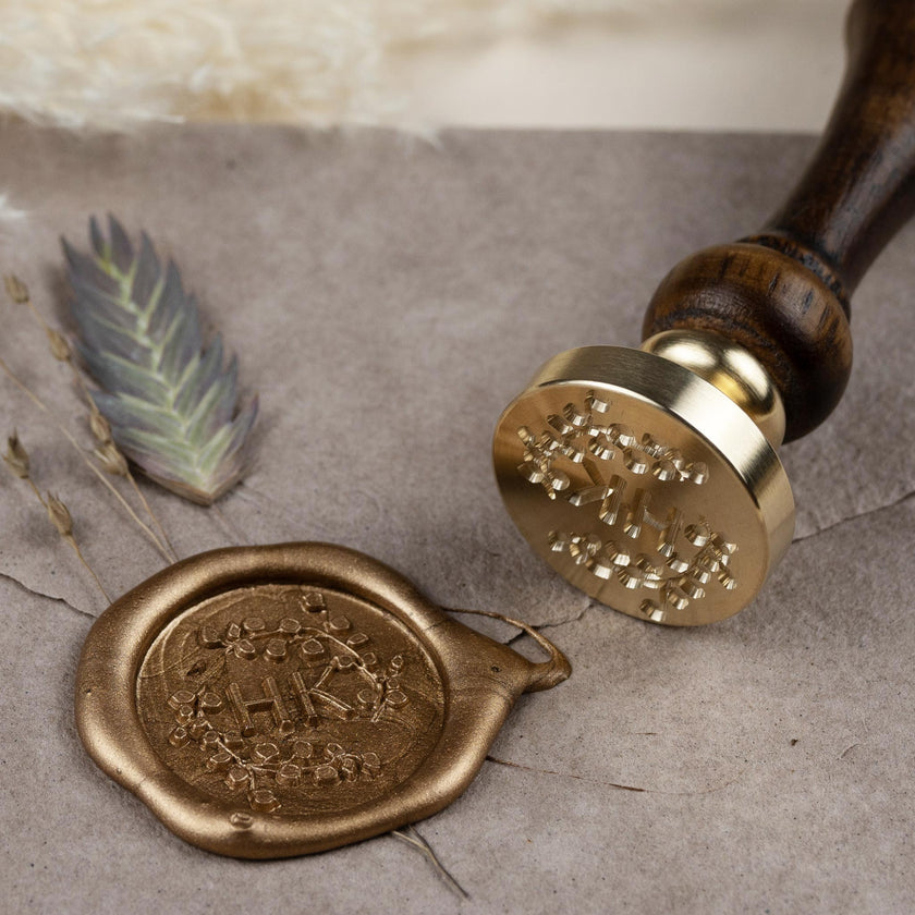 Siegelstempel  personalisiert für Wachssiegel mit Text und Initialen im Design Matteo - Siegelstempel personalisiert